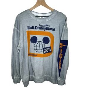 Walt Disney World Vault Collection Vintage Style Crewneck Sweatshirt Size Small